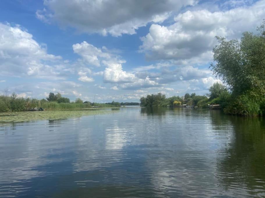 Hotel La Mare Houseboat Nederhorst den Berg Exterior foto